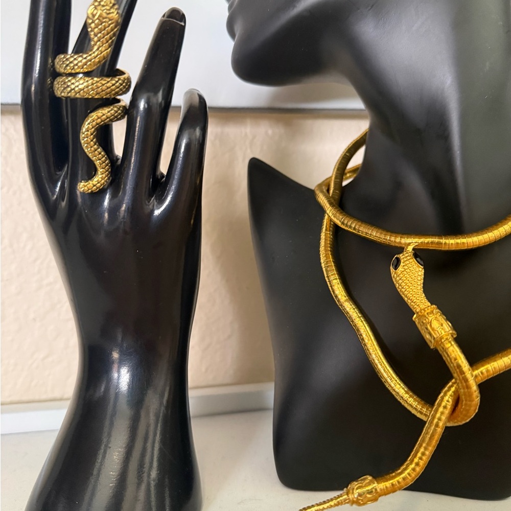 Gold Snake-Style Women's Necklace and Ring Set